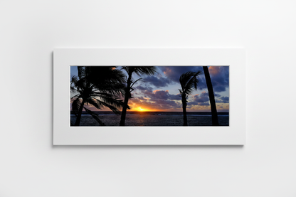 Raro Dinner View — White Matt Board